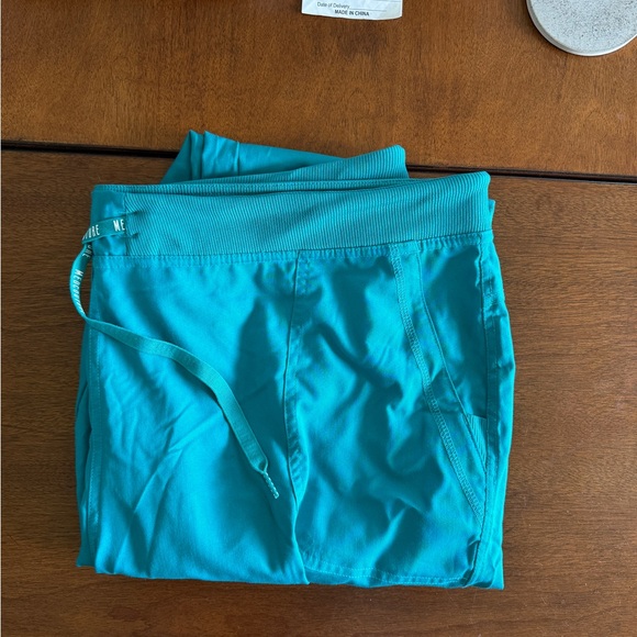 Med Couture jogger scrub pants - Picture 2 of 5